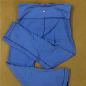 Lululemon cropped legging - blue - size 4